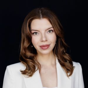 Viktoriia Zakharycheva (Plastrans)